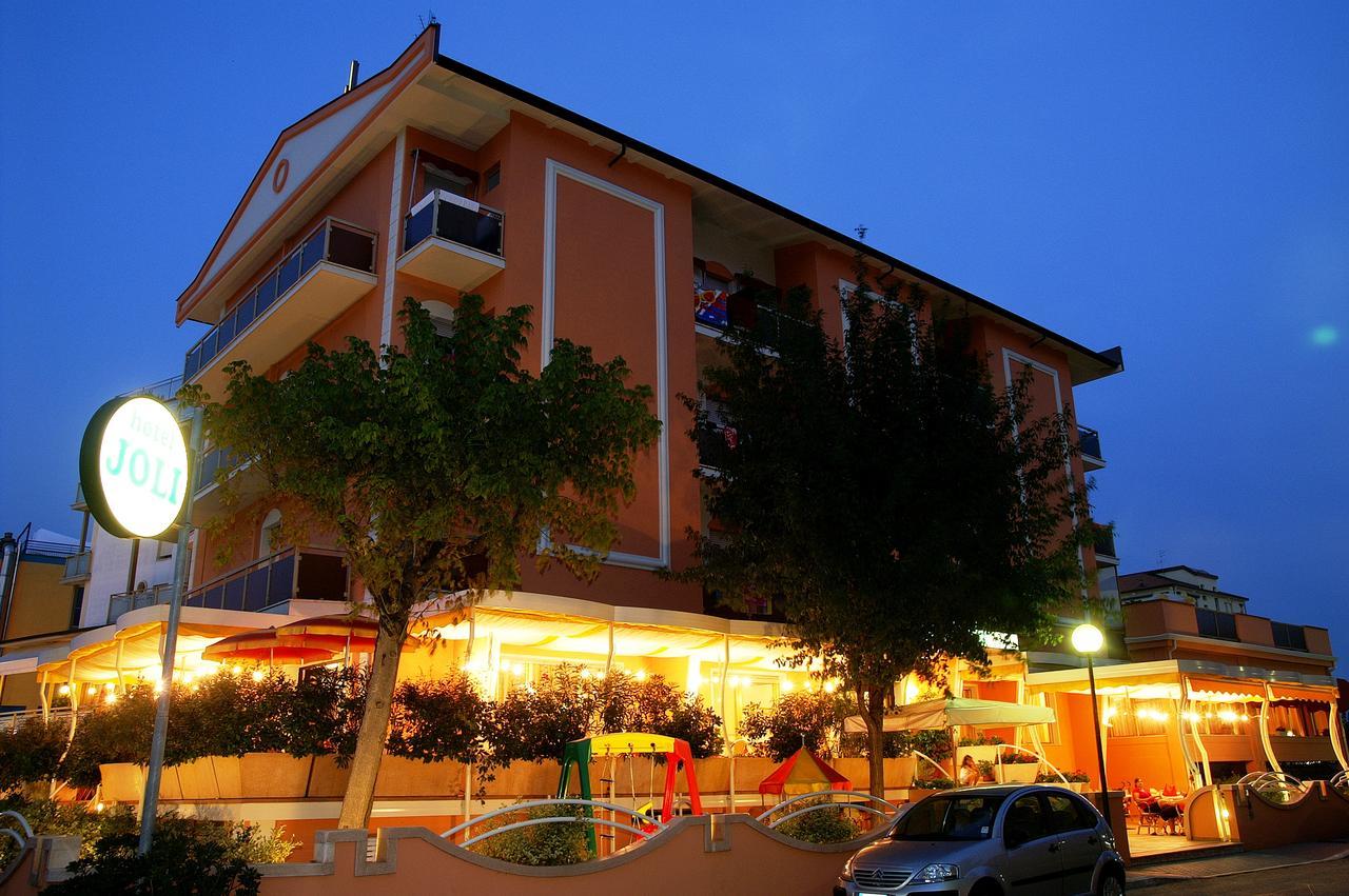 Hotel Joli เชเซนาติโก ภายนอก รูปภาพ